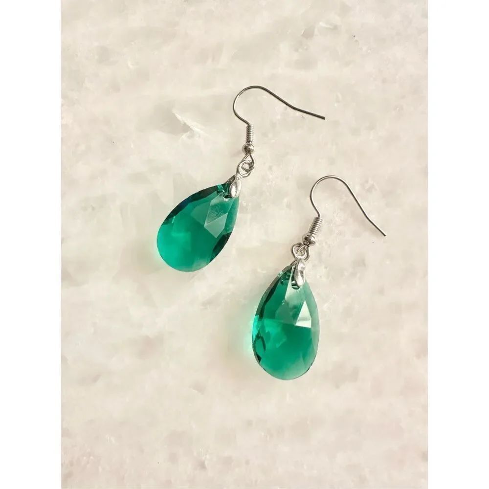 Emerald green colored teardrop dangle earrings